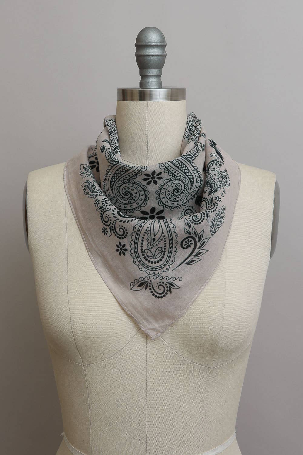 Vintage Paisley Floral Pattern Bandana