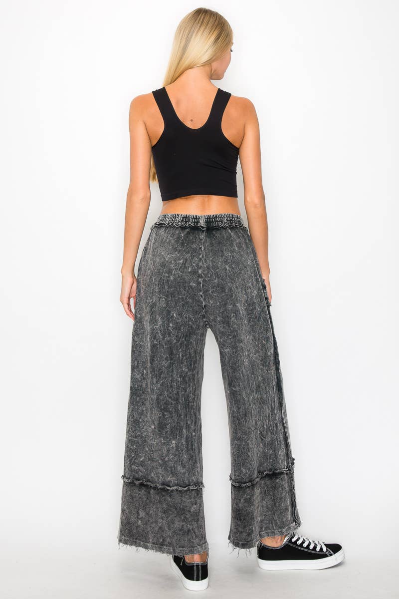 Wide Pants with Raw Hem Frayed