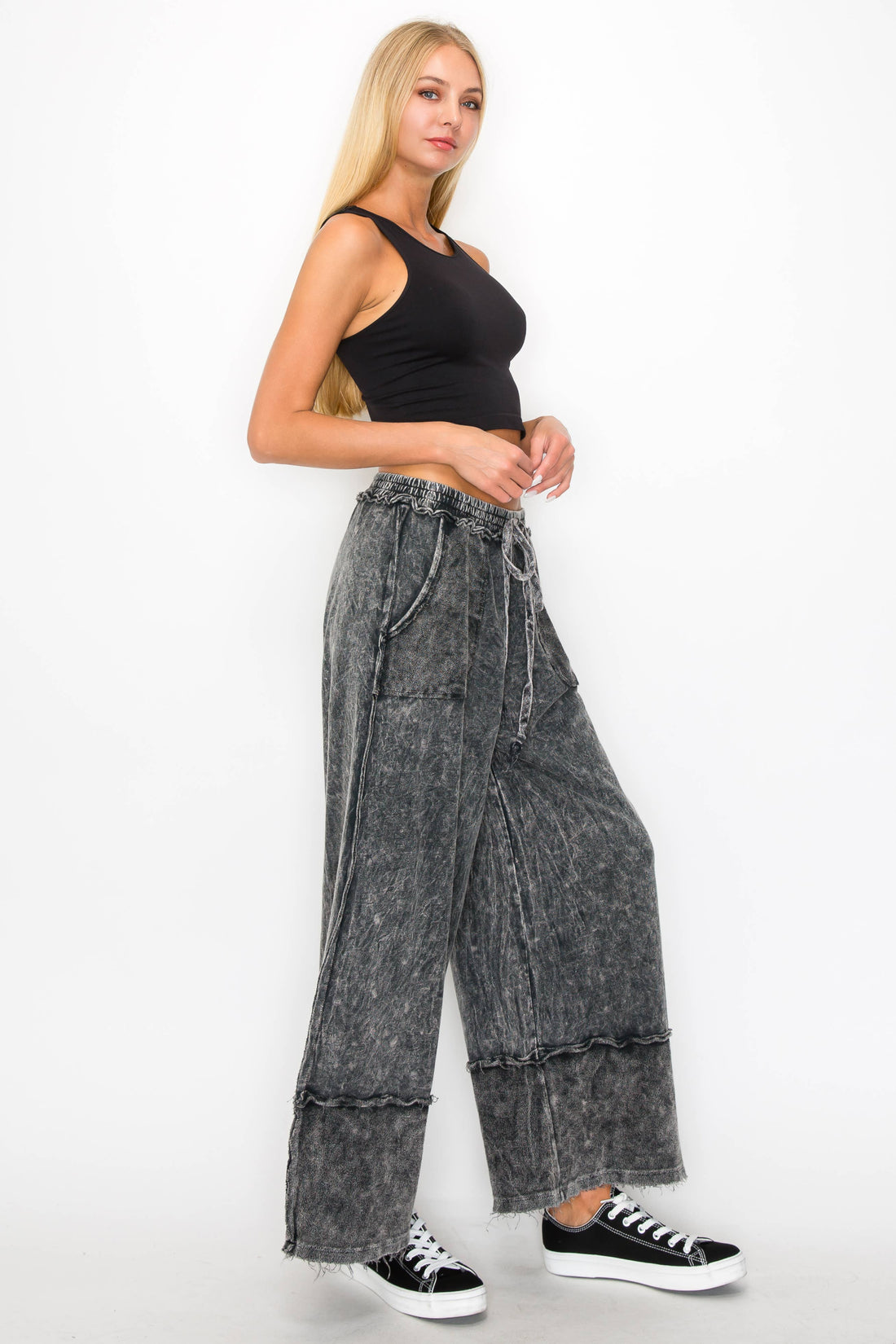 Wide Pants with Raw Hem Frayed