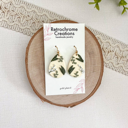 Botanical egg earrings | 18k gold plated